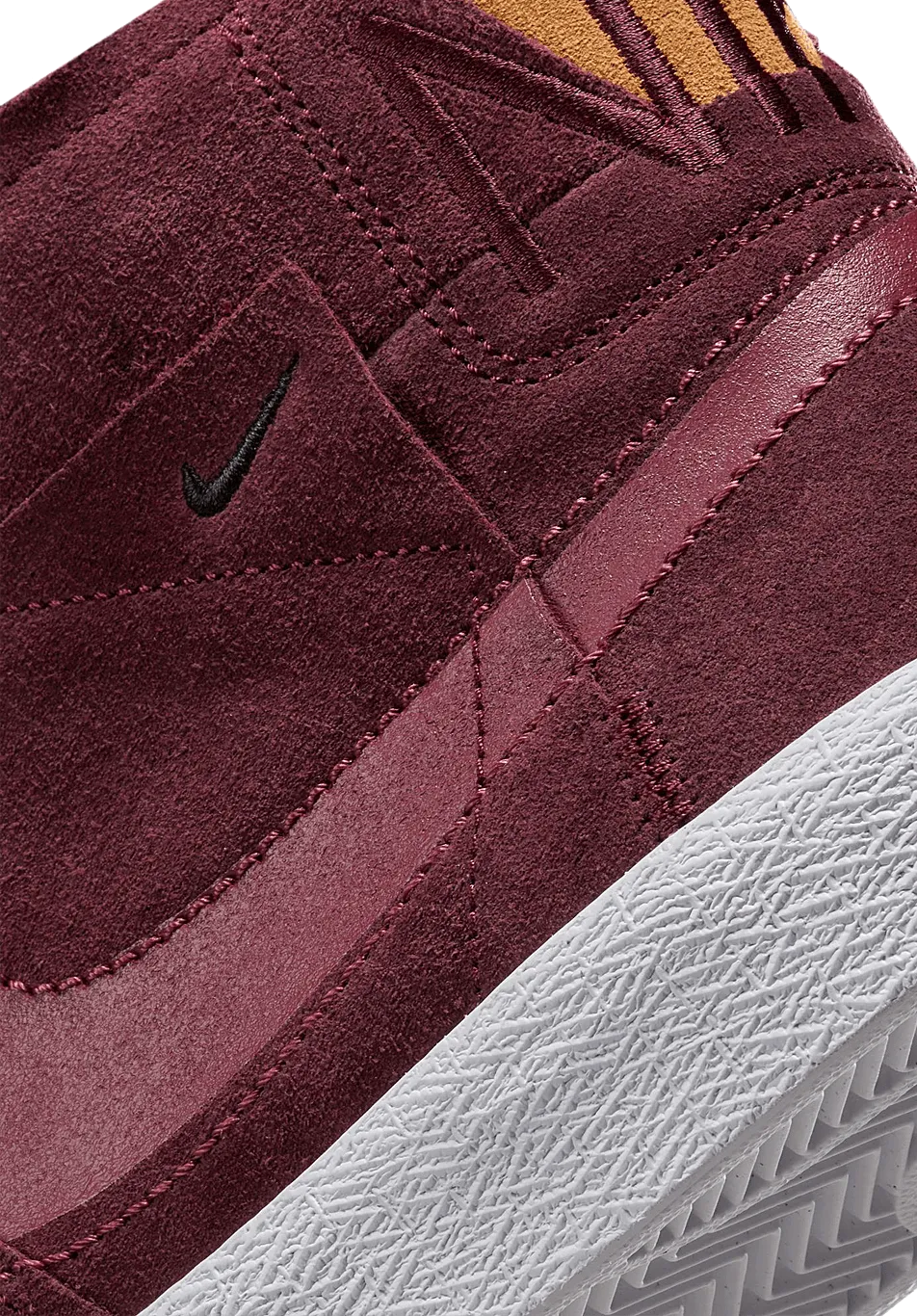 Nike SB Zoom Blazer Mid Premium Shoe Maroon DV7898-600