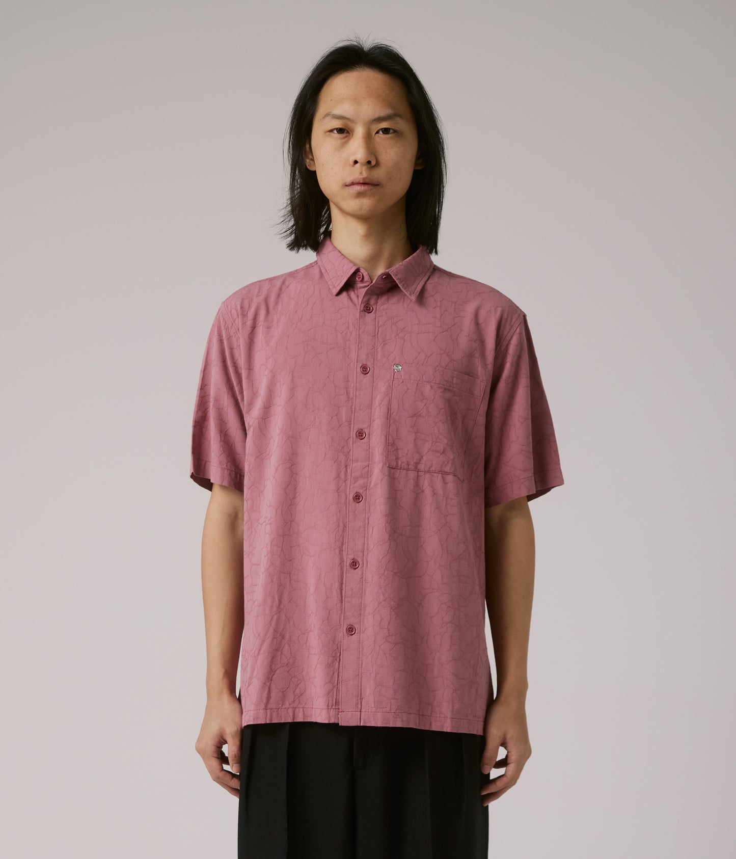 FORMER MERCHANDISE VIVIAN VINE SS SHIRT ROSE