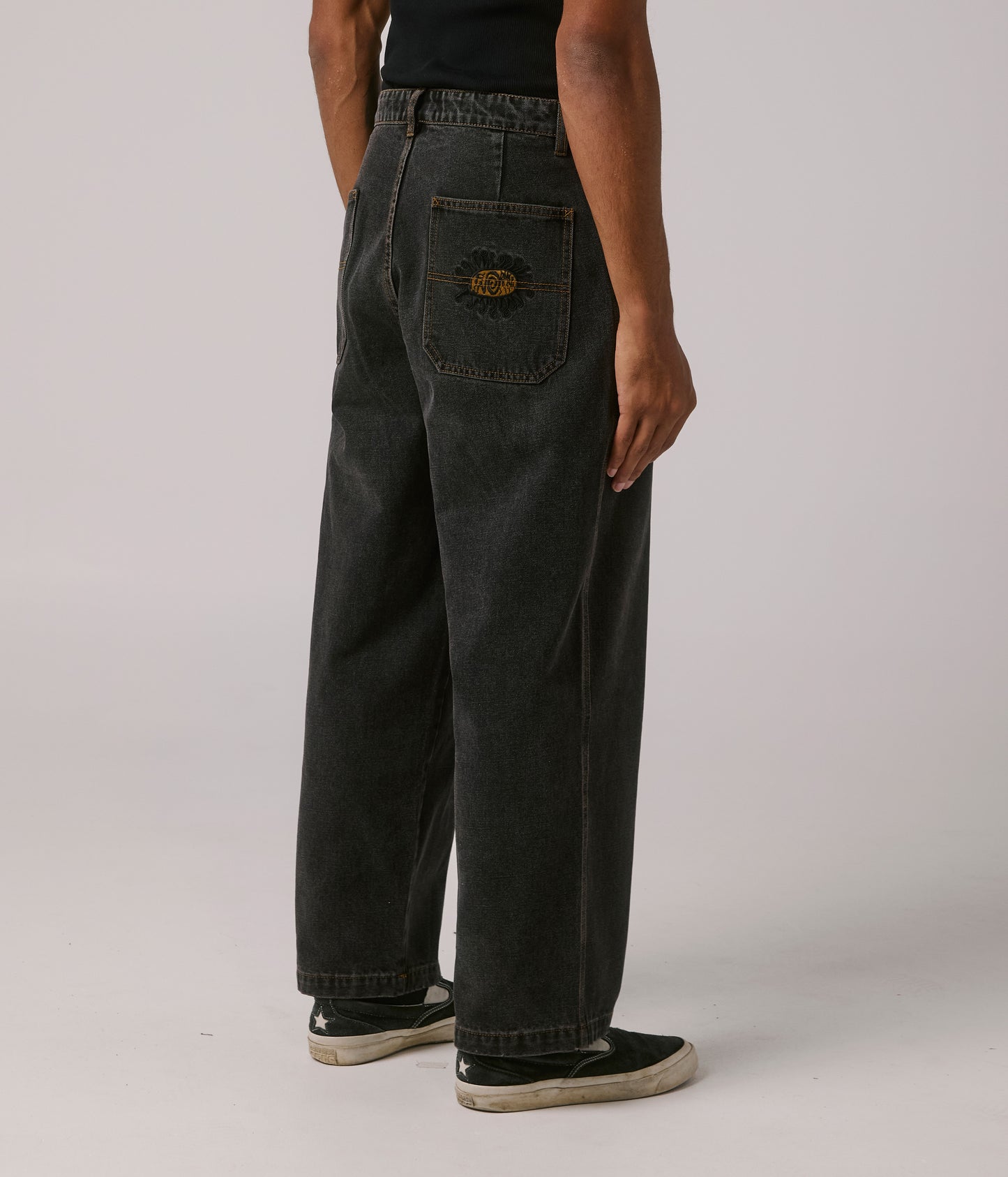 FORMER MERCHANDISE REYNOLDS DENIM PANT WASHED BLACK