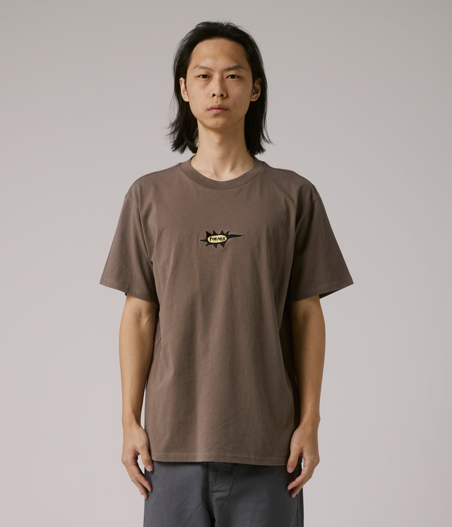 FORMER MERCHANDISE GLEAM T-SHIRT TAUPE