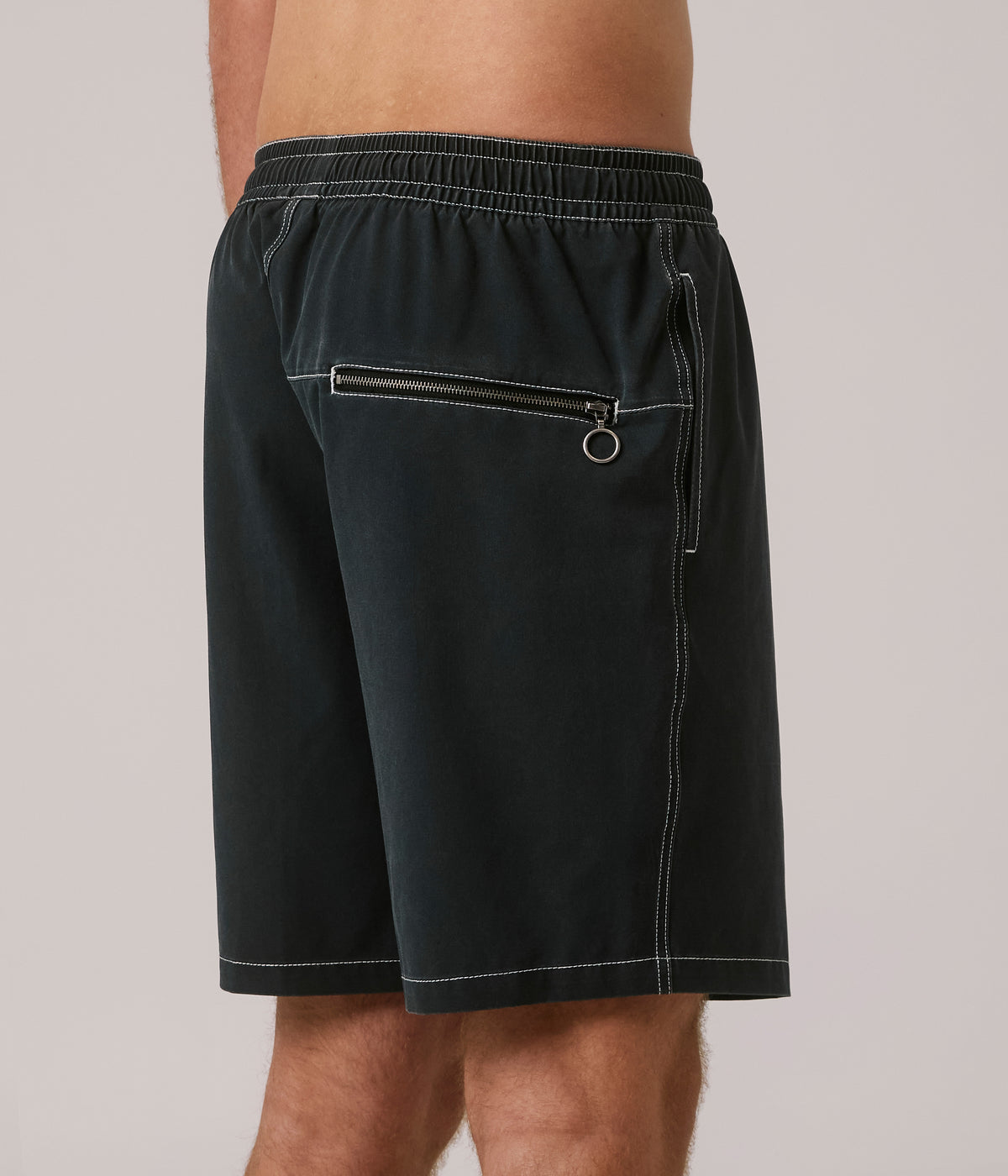 FORMER MERCHANDISE SWANS BAGGY 18 SWIM TRUNK BLACK