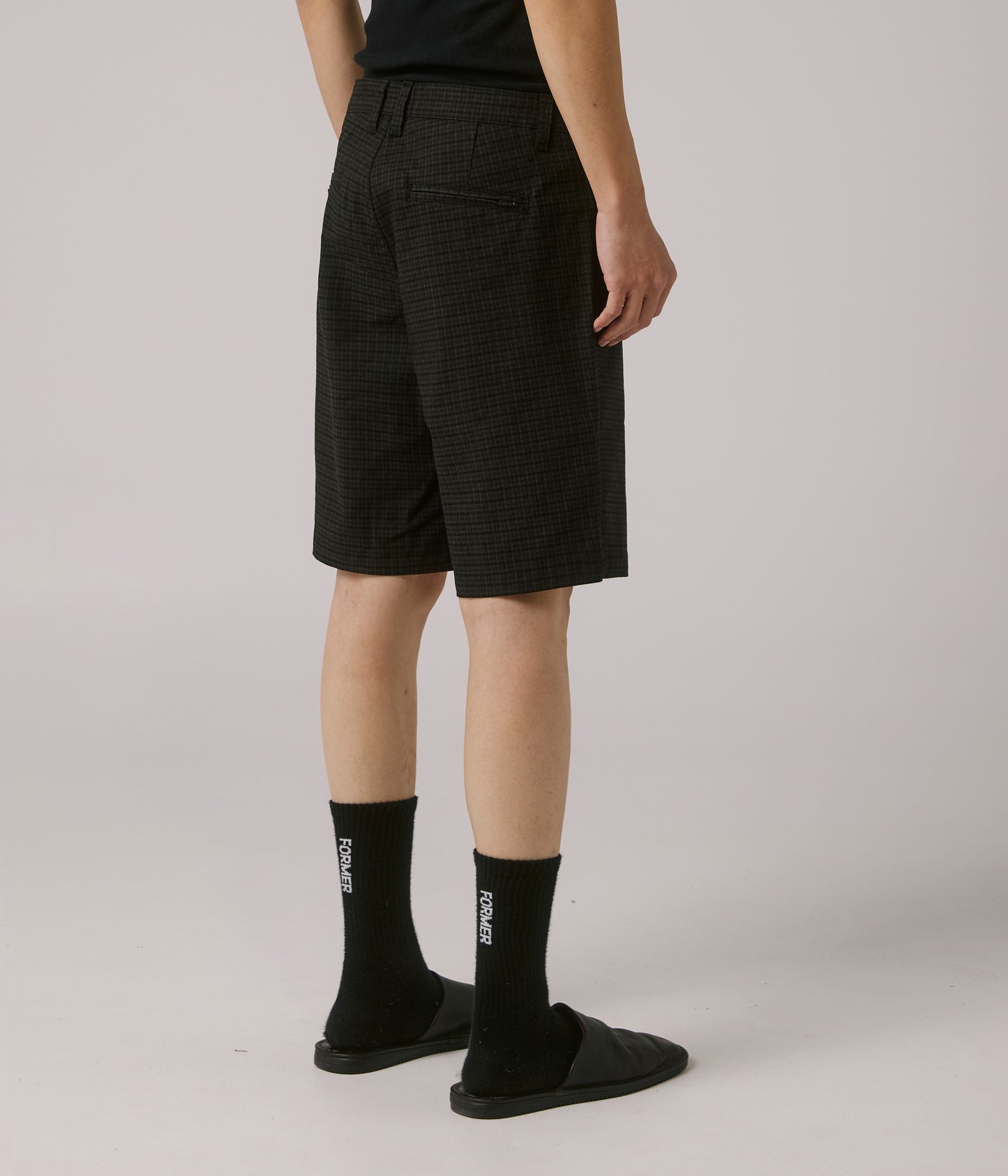 FORMER MERCHANDISE AG CHECK 20' WALKSHORT BLACK