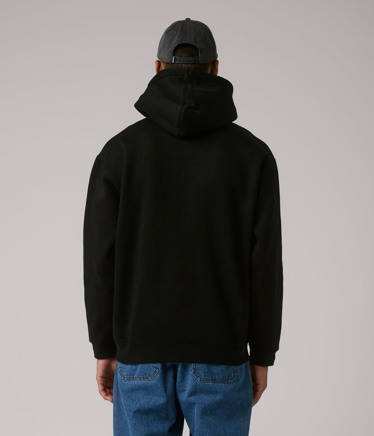 FORMER MERCHANDISE SKITTISH HOOD BLACK