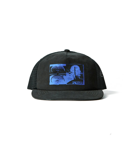 FORMER MERCHANDISE INSCRIBE TRUCKER CAP BLACK