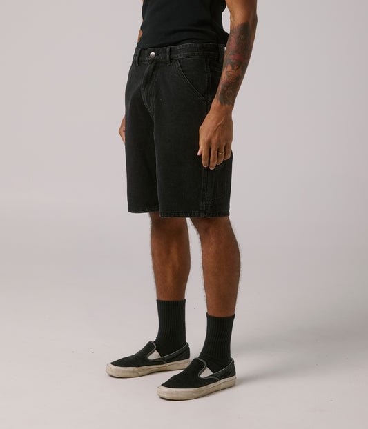 FORMER MERCHANDISE REYNOLDS 21' DENIM SHORT WASHED BLACK